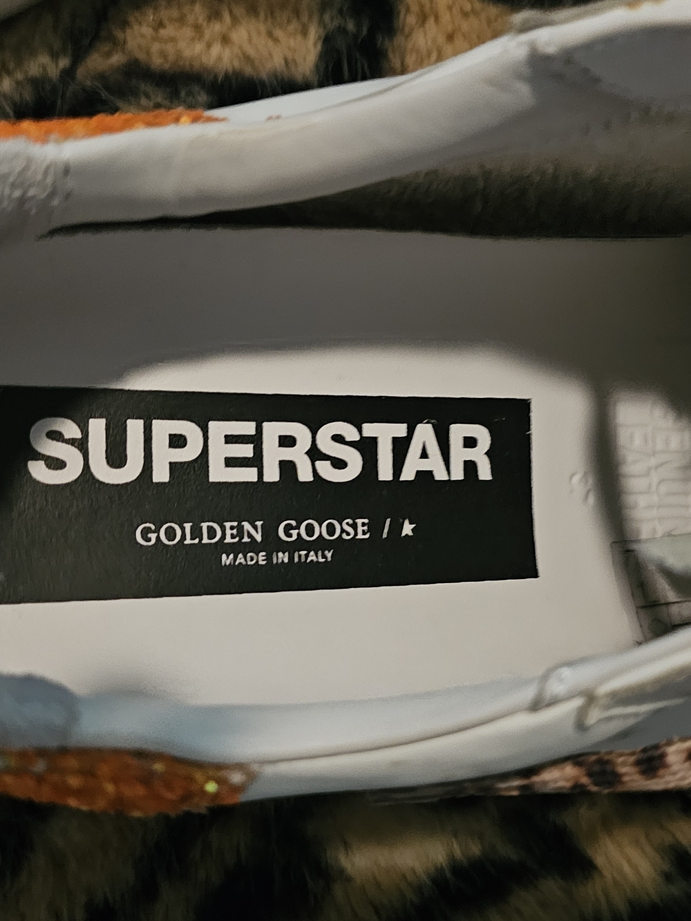 Golden Goose Superstar White Leather Low-Top Sneakers with Star Detail - Picture 3 of 7